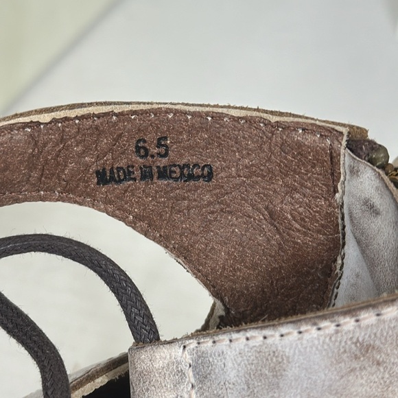 ROAN  BED/STU Women's 6.5 Distress Suede Winnie Flat Sandals Whitewash Taupe NWT - Picture 11 of 11